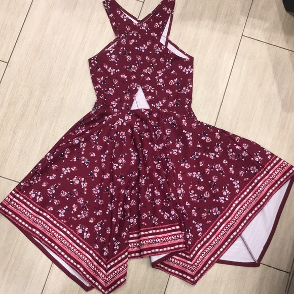 Girls size 12 Asymmetrical hem dress - Picture 4 of 6